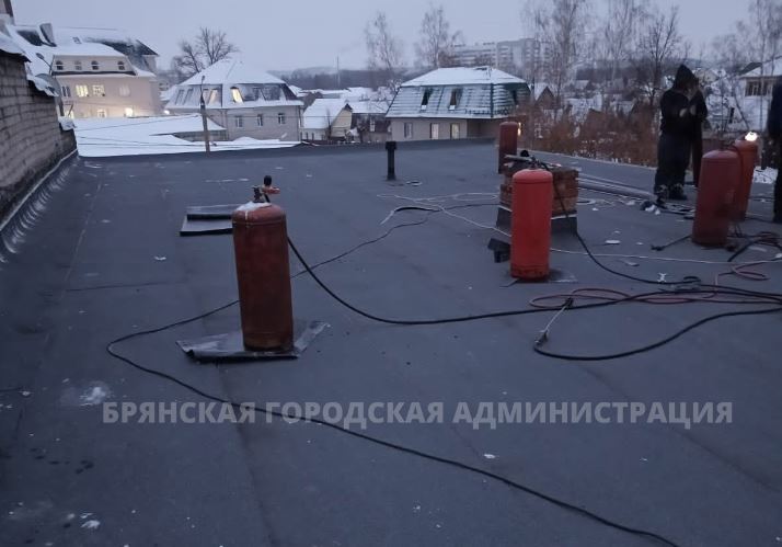 В Брянске крышу спортшколы «Торпедо» капитально отремонтируют за 3,8 млн рублей