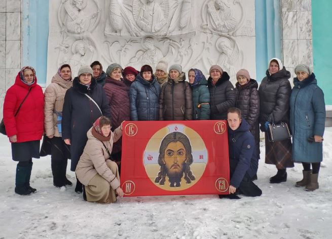 Брянские паломники посетили святыни Курской епархии