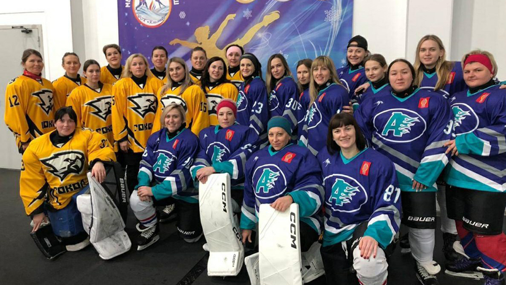 В Климово состоялся турнир по хоккею «Декабрьский»