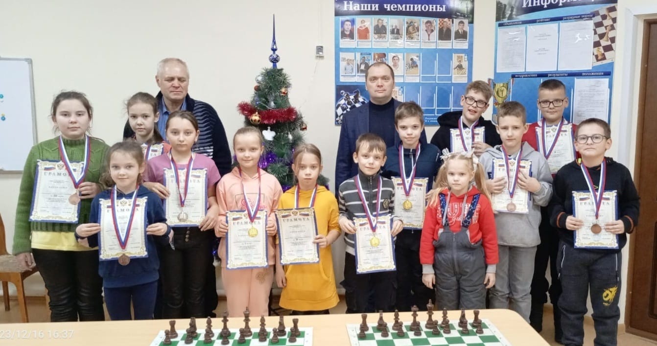В Унече определили победителей турнира по быстрым шахматам "Мемориал В.А. Касацкого"