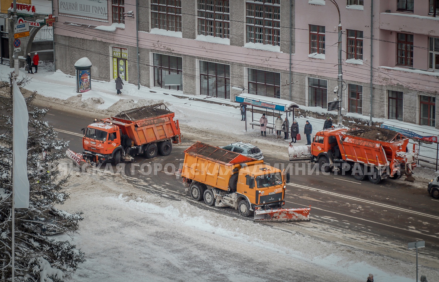 За выходные с улиц Брянска вывезли пять тысяч тонн снега