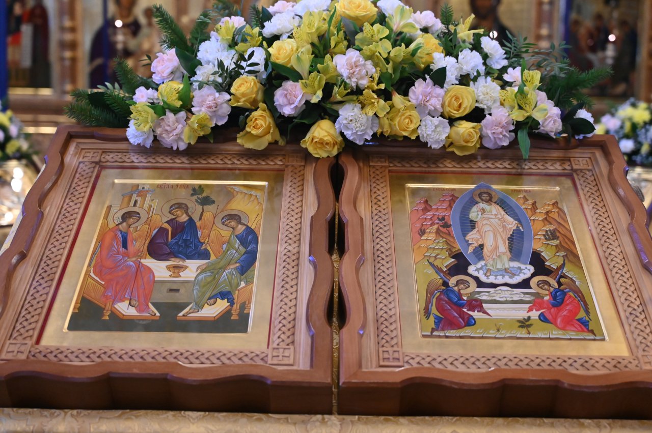 Брянский митрополит Александр совершил молебен на новолетие