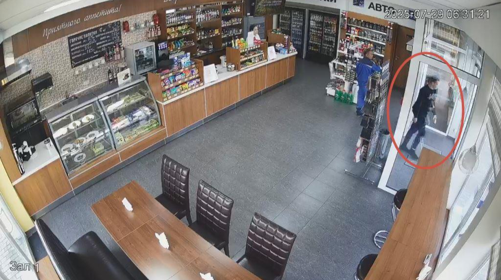 Бездомный мужчина за день дважды ограбил АЗС в Клинцах