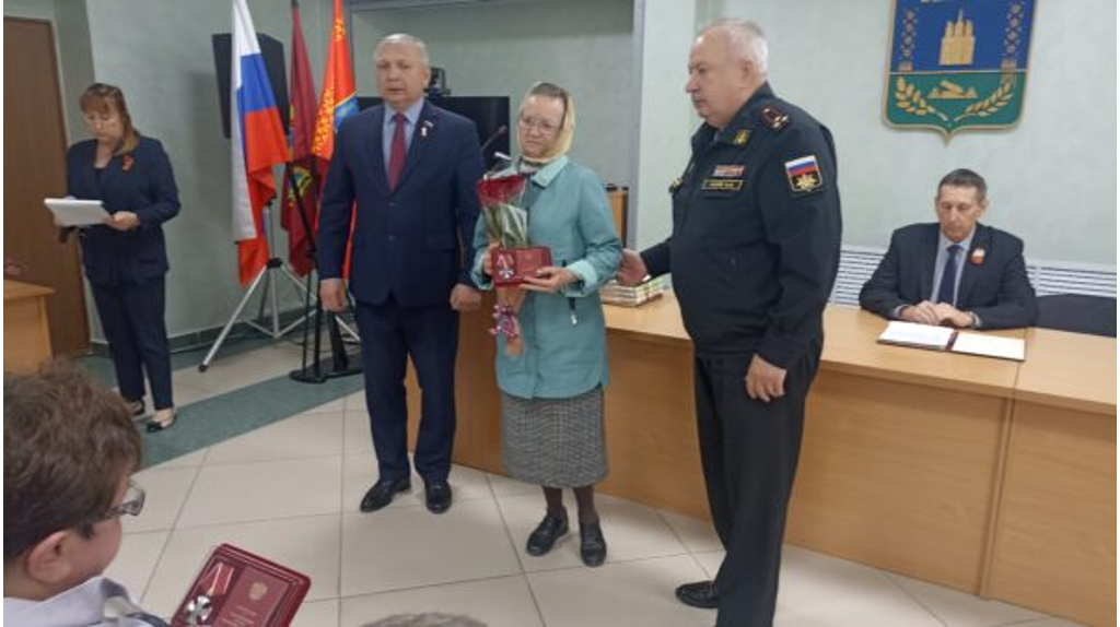 Матерям павших в СВО брянских героев передали награды их сыновей