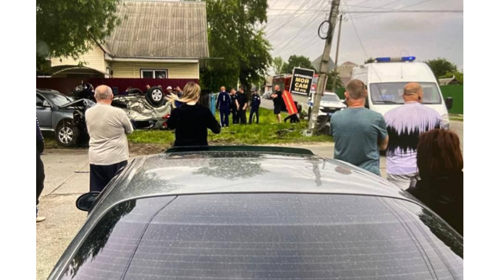 В Новозыбкове произошло страшное ДТП с участием двух автомобилей