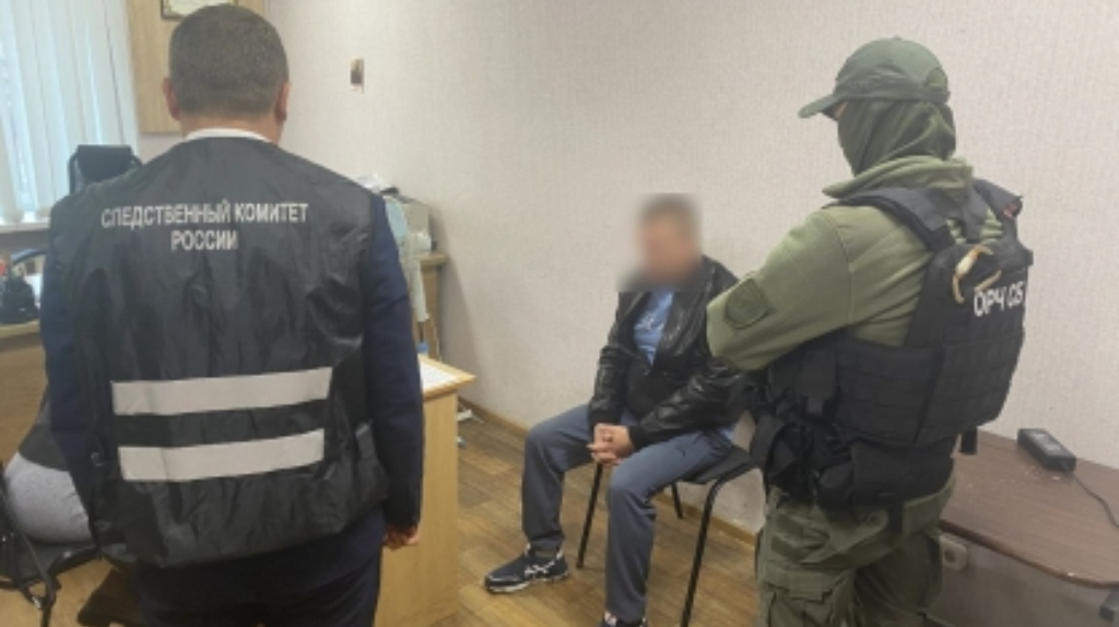 В Дятьково водитель напал на инспектора ДПС, ударив ему головой в лицо 
