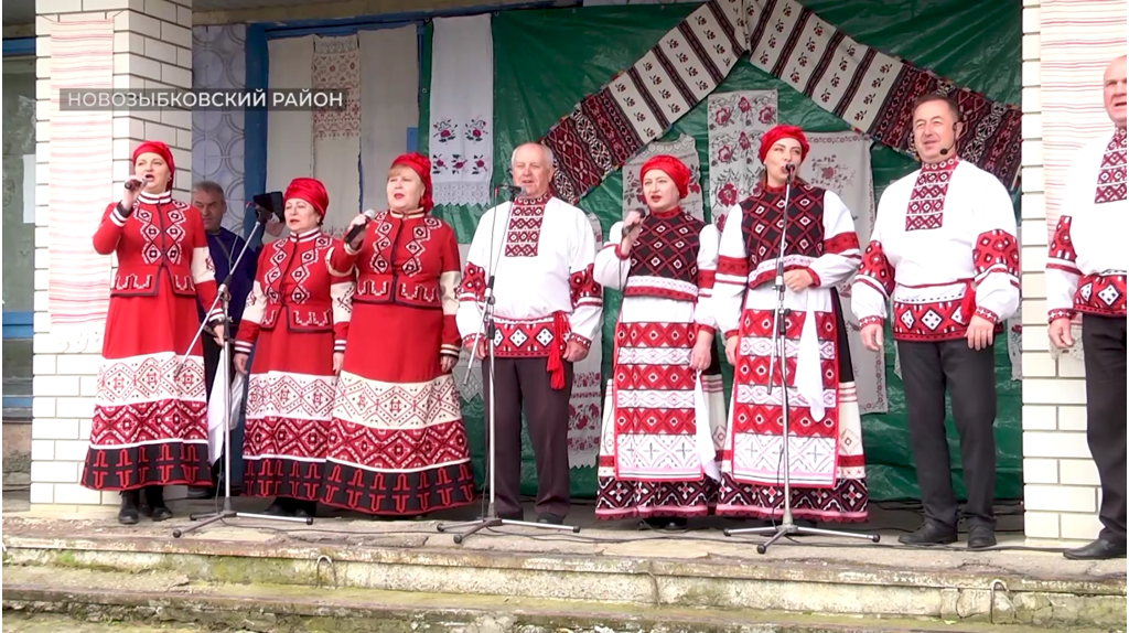 В брянском селе Каташин отметили традиционный праздник «Карагод»