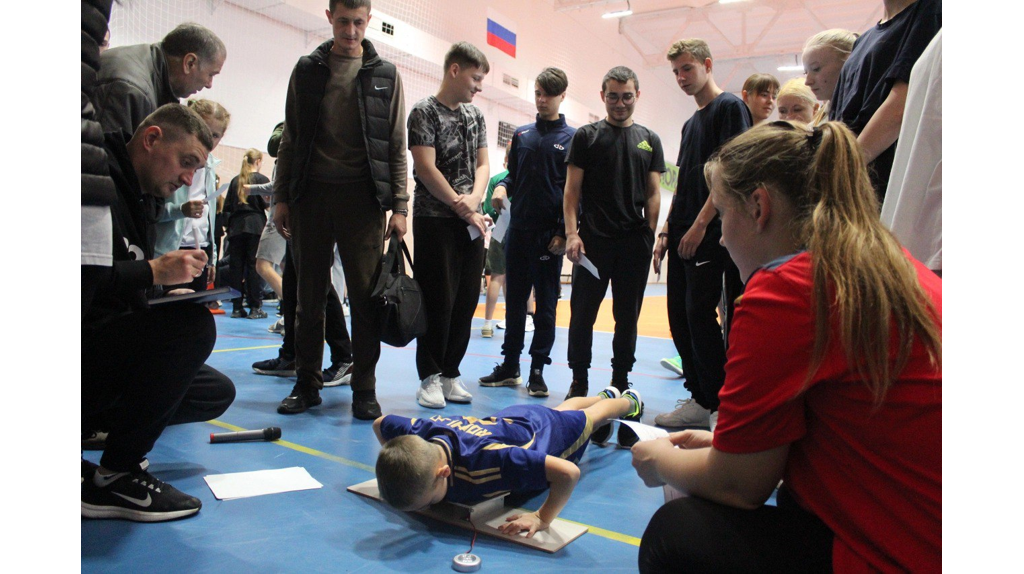 В спортцентре «Десна» в Жуковке Брянской области состоялся Фестиваль ГТО