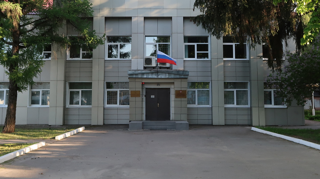 В Брянске следователи проводят проверку по факту гибели женщины, выпашей с 13-го этажа