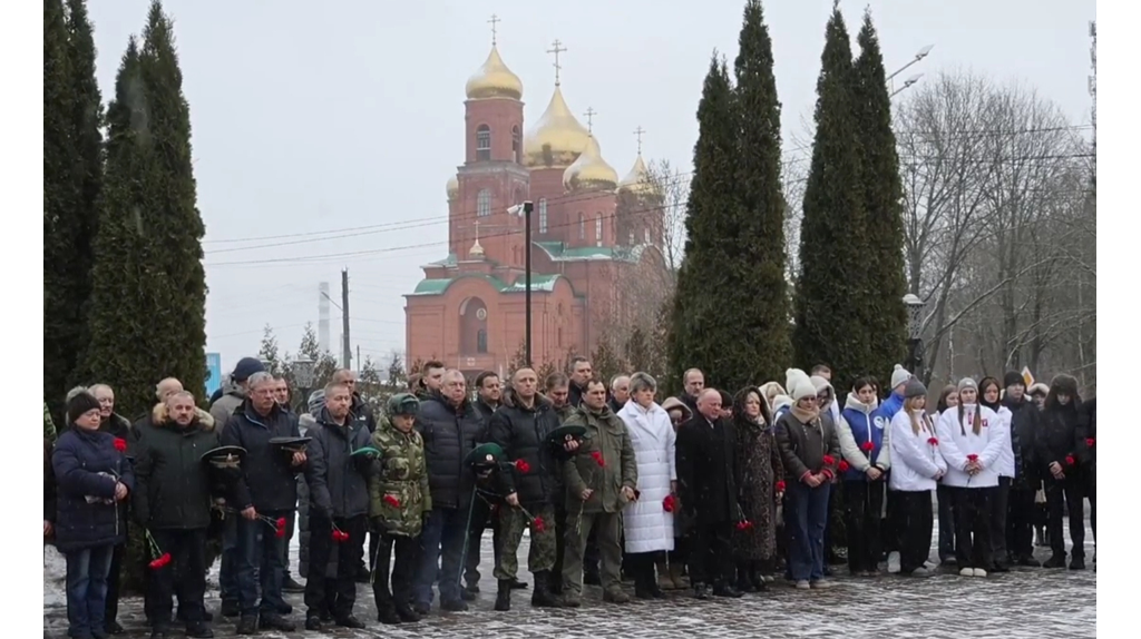 В Клинцах на митинге дали старт месячнику оборонно-массовой работы