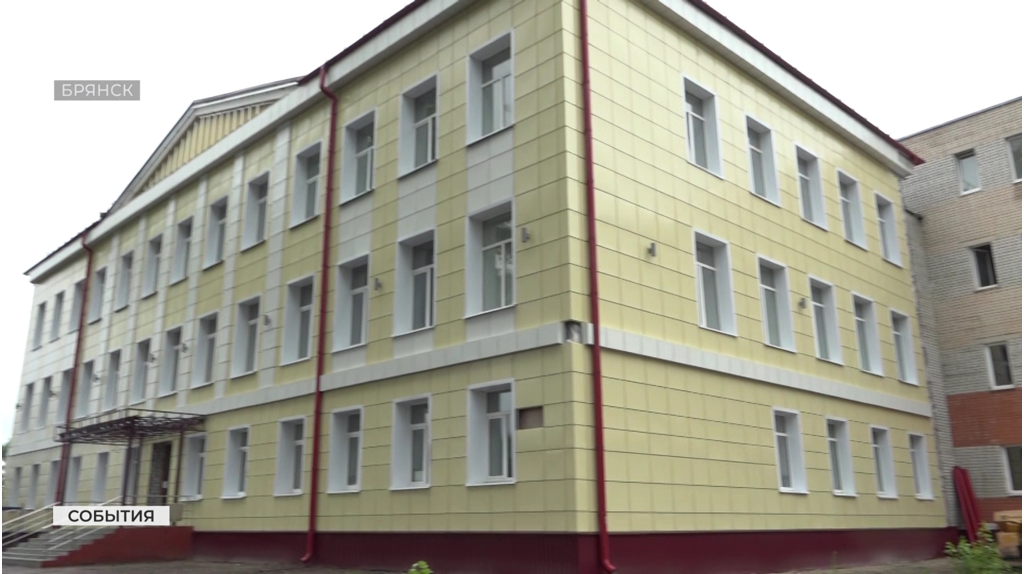 В школе №25 города Брянска завершается капитальный ремонт двух корпусов