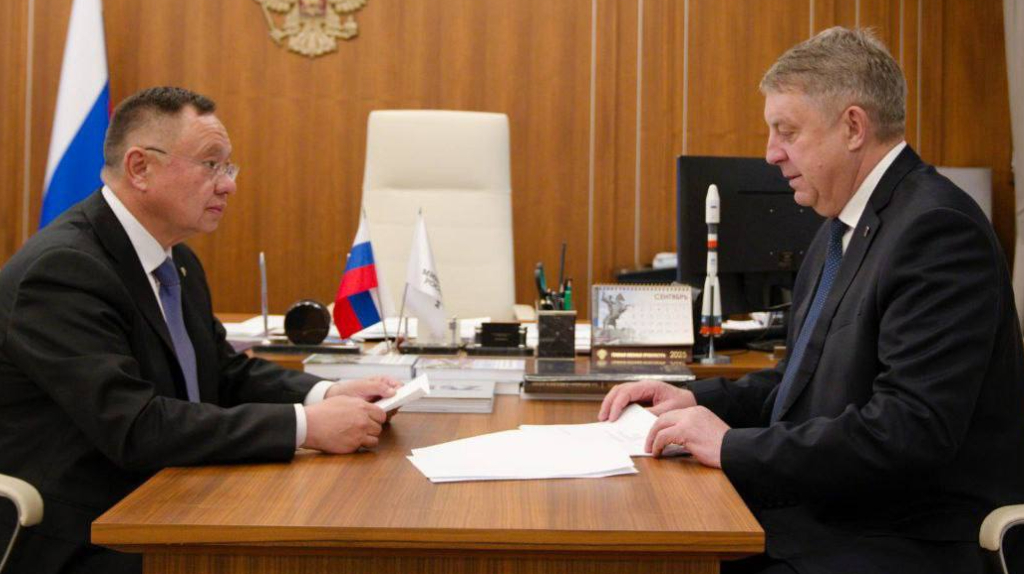 Файзуллин и Богомаз обсудили поддержку жителей и развитие Брянской области