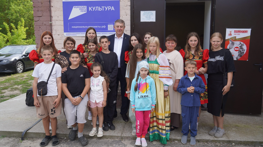 Дом культуры в селе Крупец Брасовского района отремонтировали по нацпроету