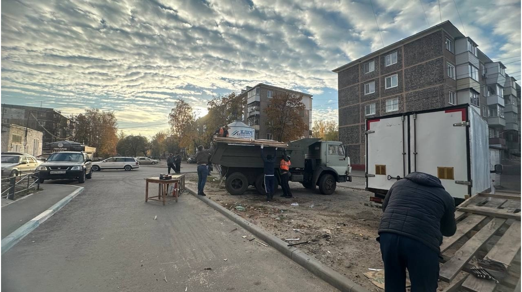 В Бежицком районе Брянска ликвидировали две точки незаконной торговли