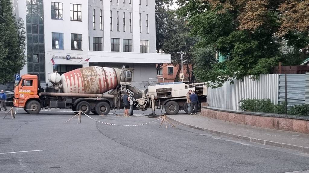 Под строящийся «Ветерок» в Брянске залили бетонное основание