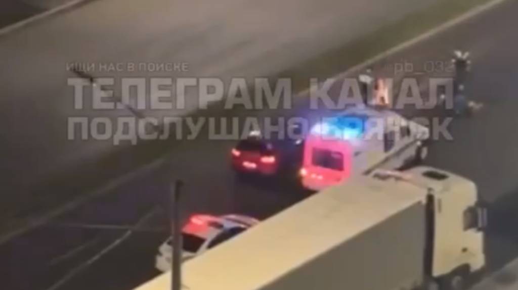 В Брянске ночью на проспекте Московском насмерть сбили человека