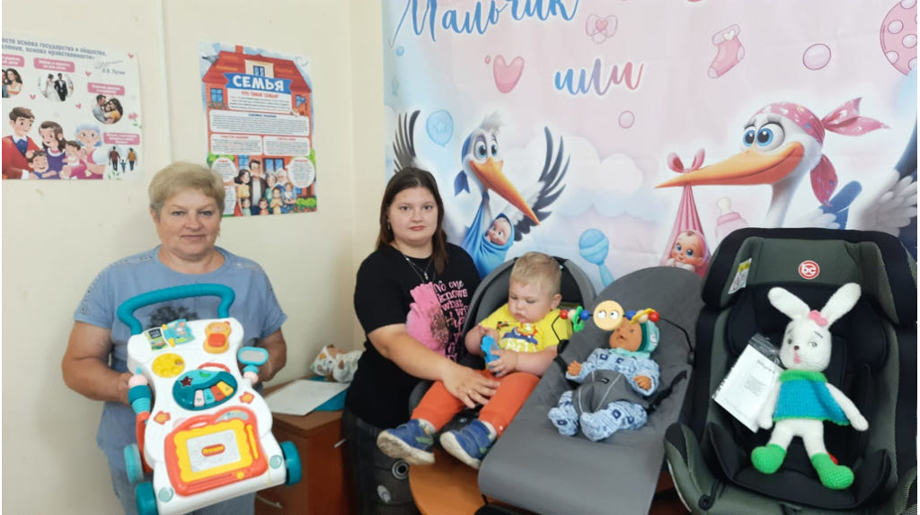 Пункт проката детских вещей открылся в брянском райцентре Рогнедино