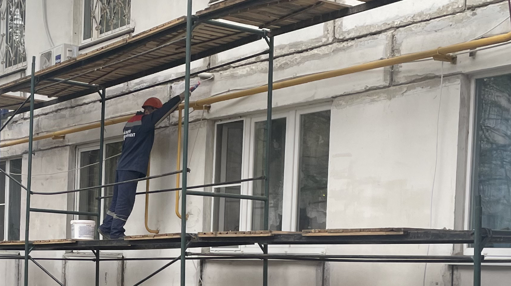 В Брянской области погиб монтажник под рухнувшей от ветра конструкцией