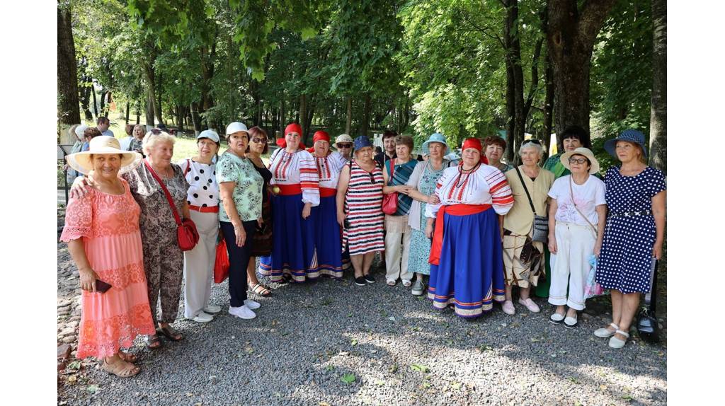 В Овстуге отметили Успение Пресвятой Богородицы