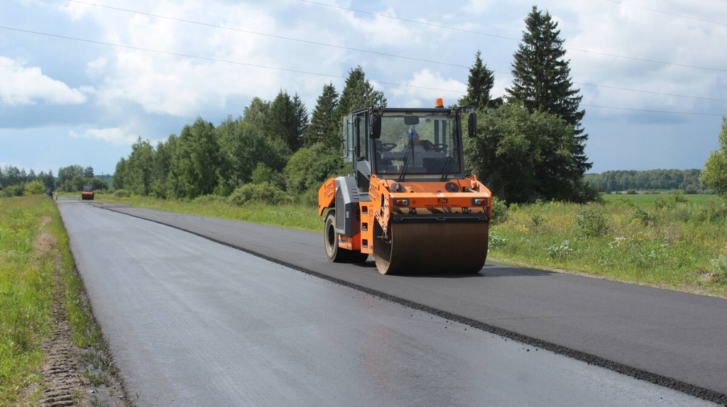 В Суземском районе идет капитальный ремонт автодороги «Украина – Суземка»