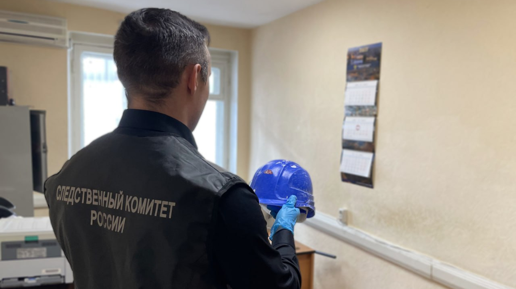 Работницу брянского предприятия завалило 52-килограммовыми ящиками