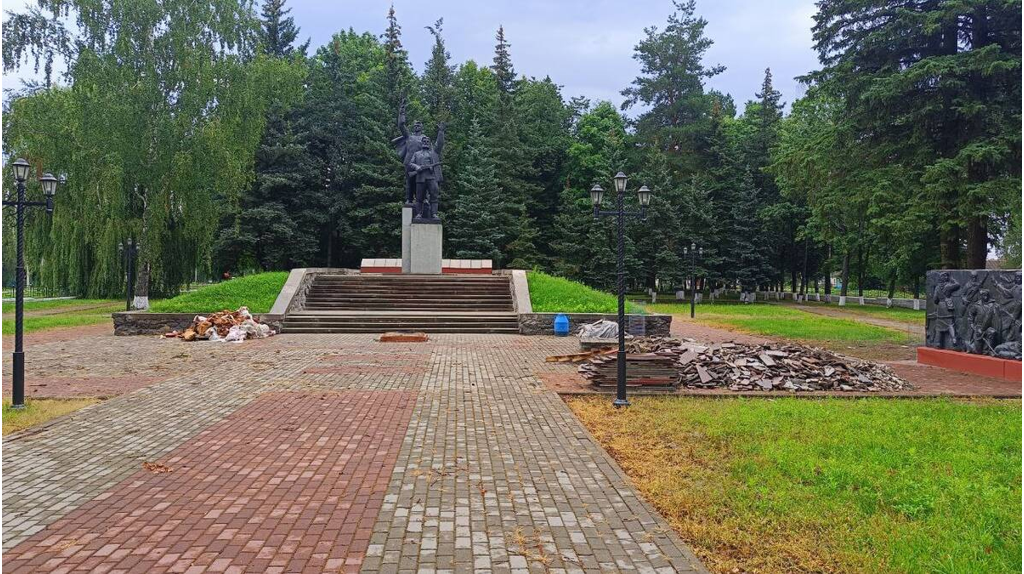 В Суземке благоустроят мемориальный комплекс «Курган Славы»