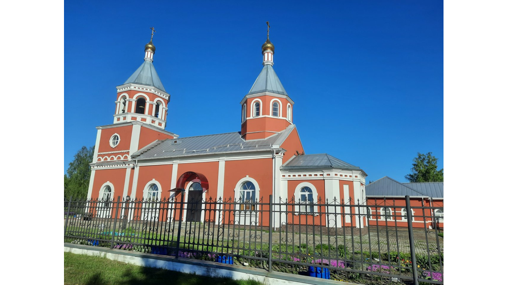 Брянский храм поселка Пальцо отметил престольный праздник