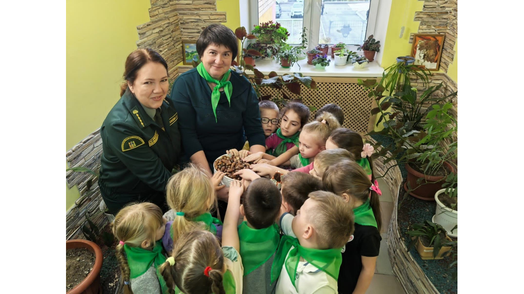 В Клетнянском районе прошла акция «Сохраним лес» 