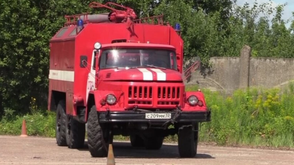 На выходных в Брянской области потушили 10 пожаров