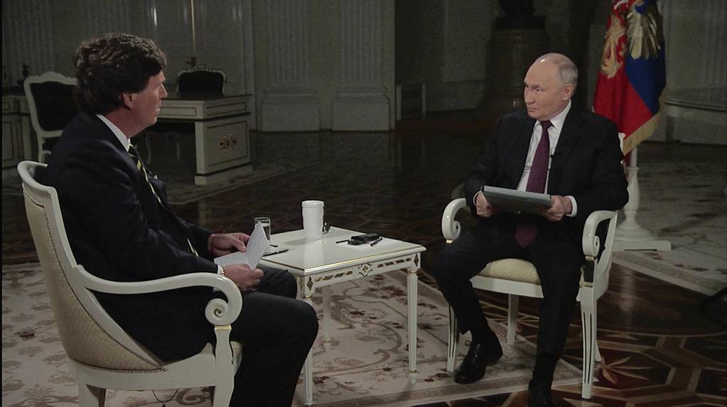 «Брянская губерния» публикует полную версию интервью Такера Карлсона с Владимиром Путиным