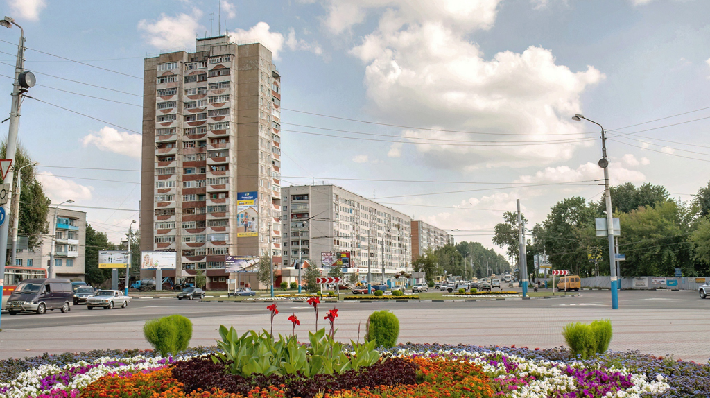 В соцсетях опубликовали снимок улицы Красноармейской в Брянске 20-летней давности