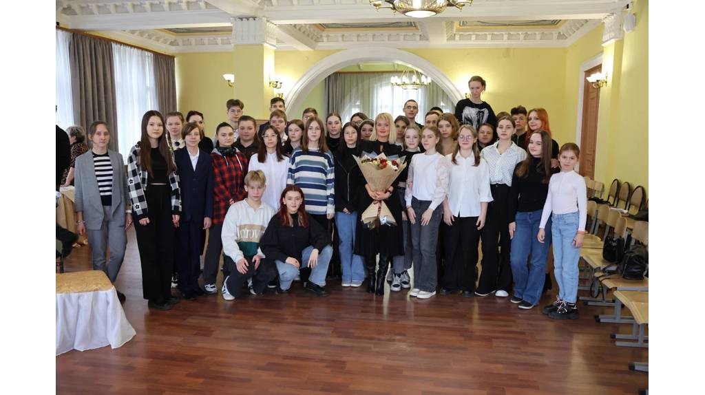 Актриса Мария Климова дала мастер-класс на фестивале «Дружба без границ» в Клинцах