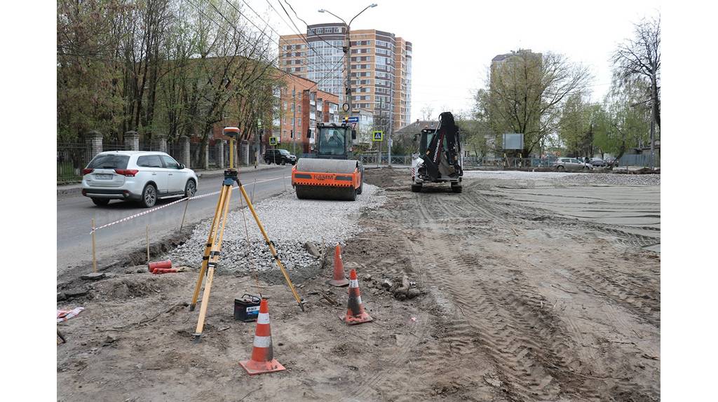 В Брянске за месяц заделали 14 тысяч квадратных метров дорожных ям