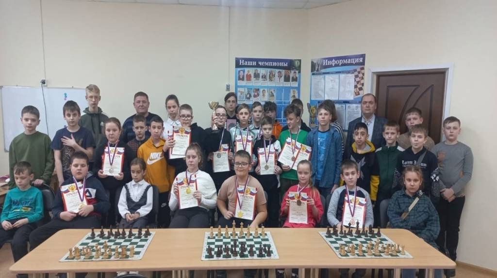В Унече прошёл шахматный турнир «Белая ладья»