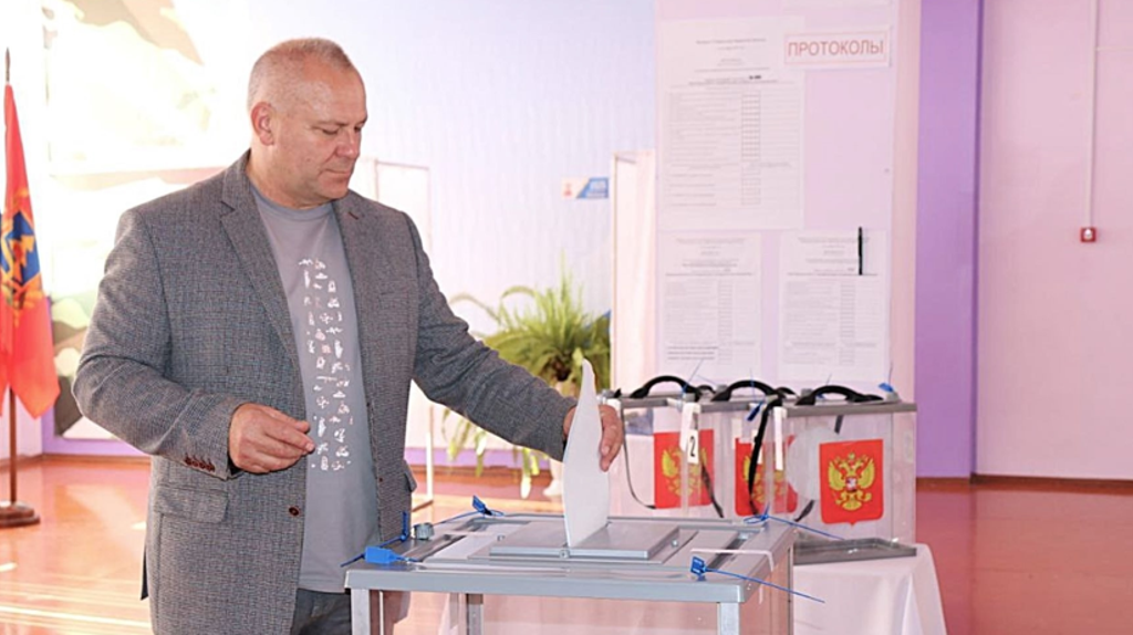 Спикер Брянской облдумы Суббот проголосовал на малой родине