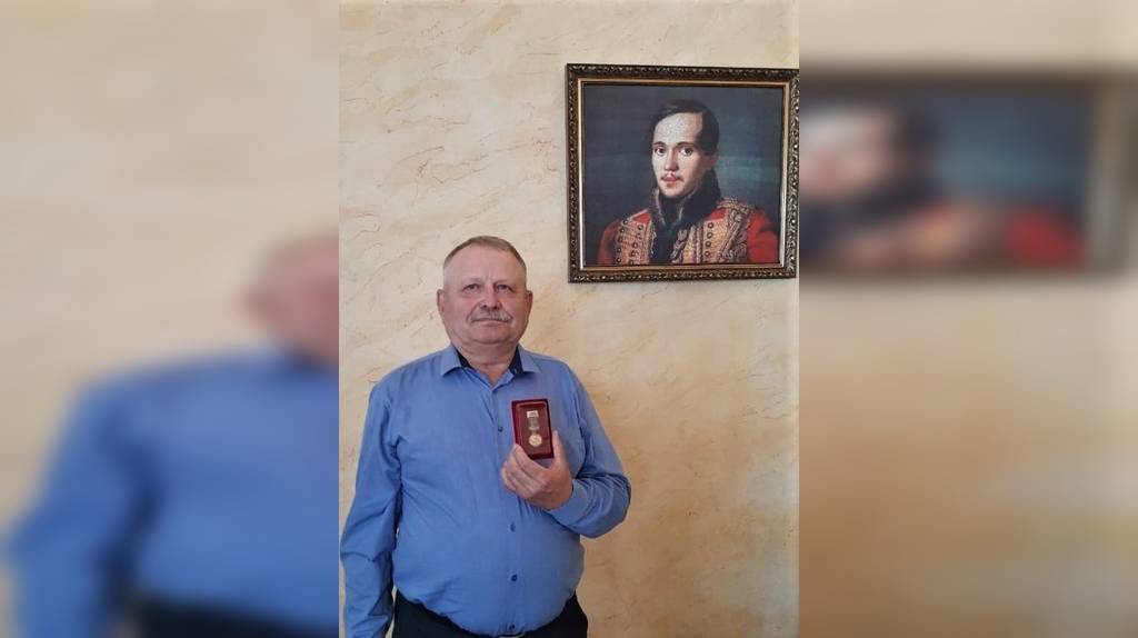 Сотруднику брянского музея-заповедника «Овстуг» вручили медаль