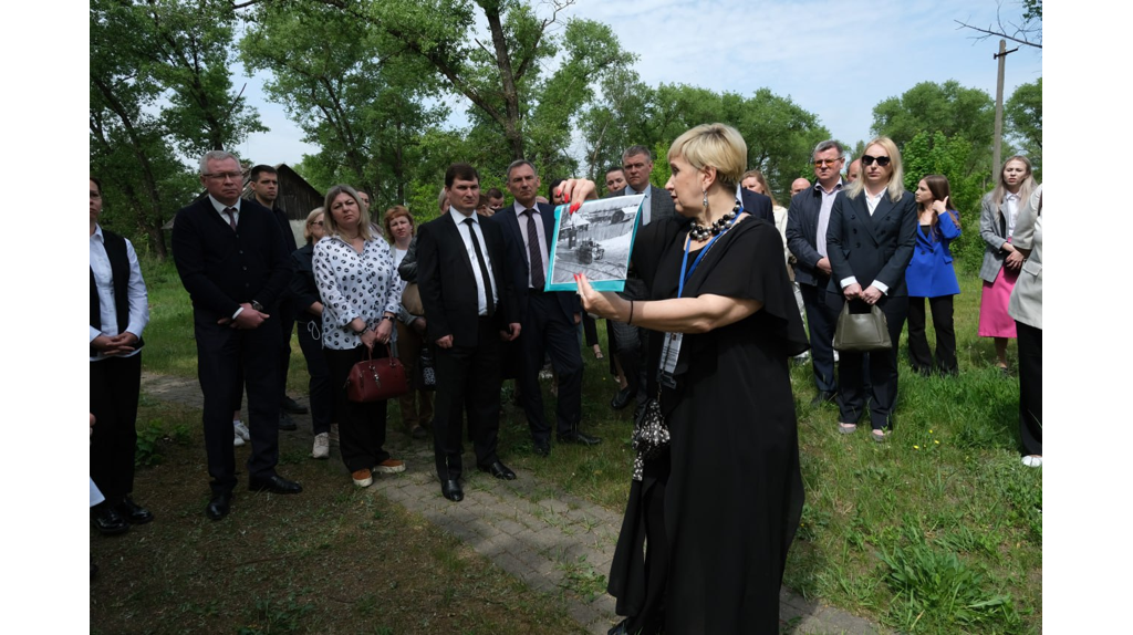 Судьи Брянска почтили память жертв концлагеря «Дулаг-142»