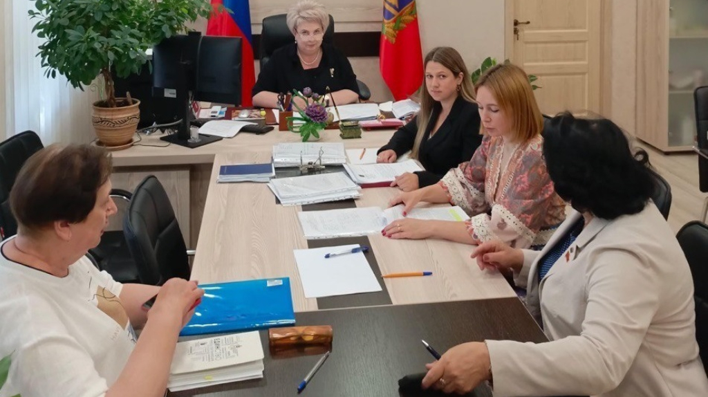 В Брянской области определили победителей конкурса «Земский учитель»