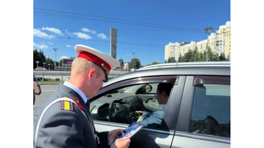 На дороги Брянска 3 июля вышел смешанный патруль милиции-полиции
