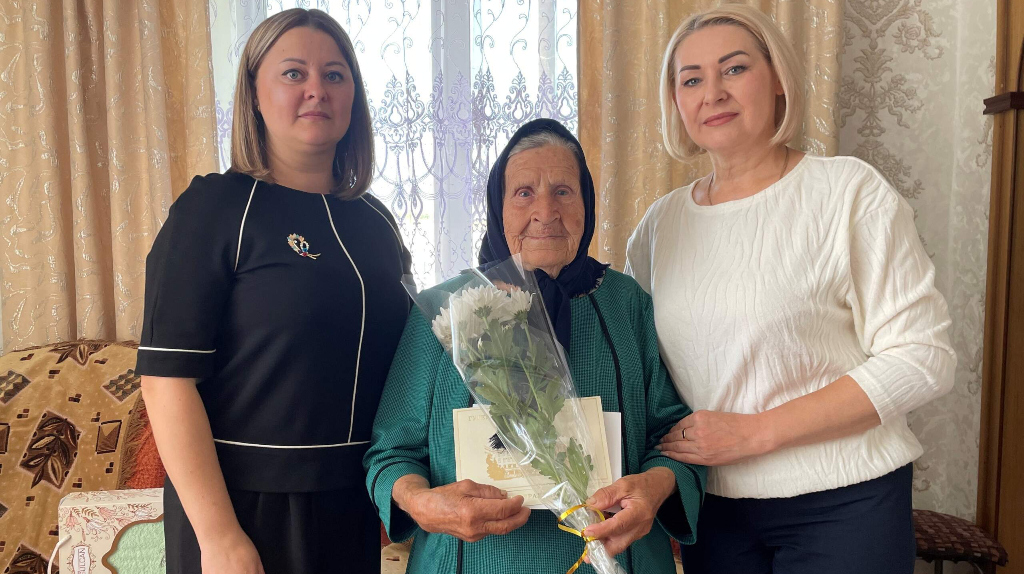 Ветеран труда из Брасовского района Татьяна Пирогова отметила 95-летие