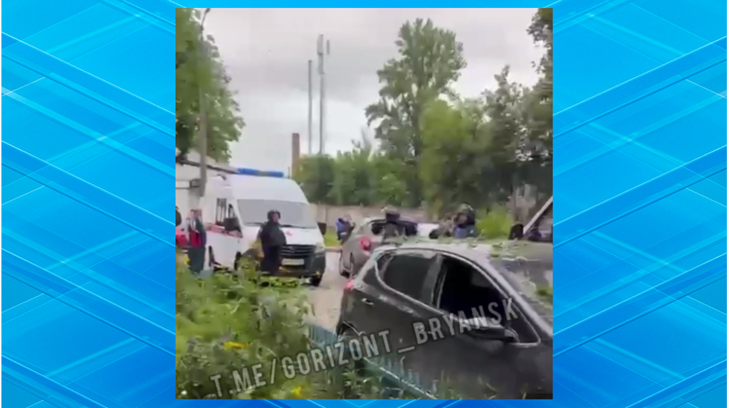 При атаке ВСУ по жилым домам в Брянске ранения получили две женщины