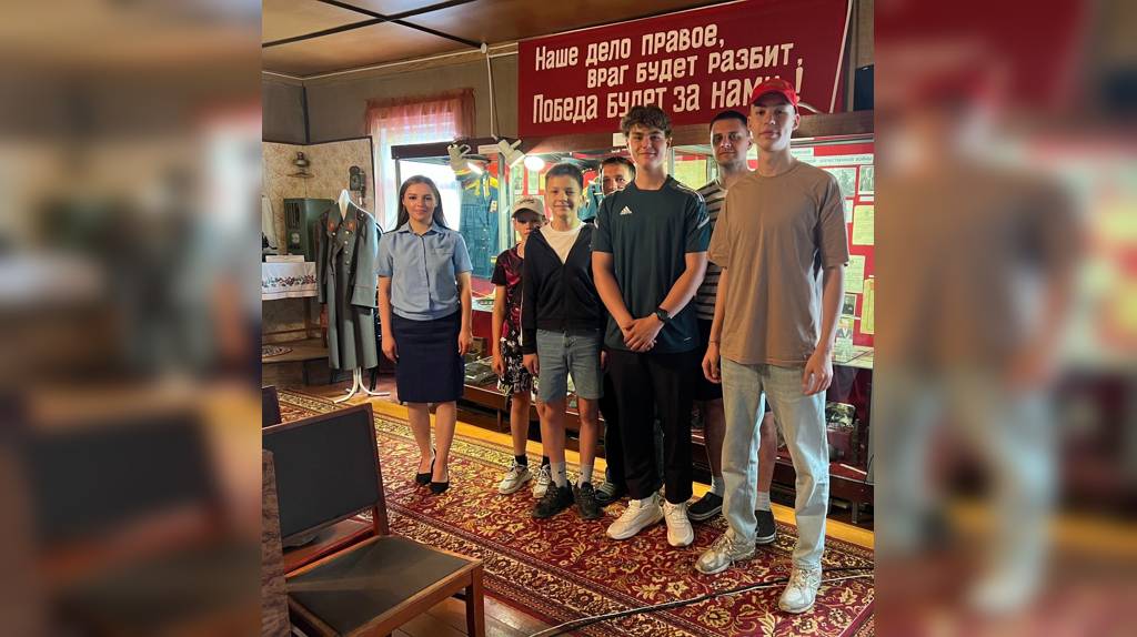 В Навле прокуратура организовала для воспитанников спортшколы посещение музея партизанской славы