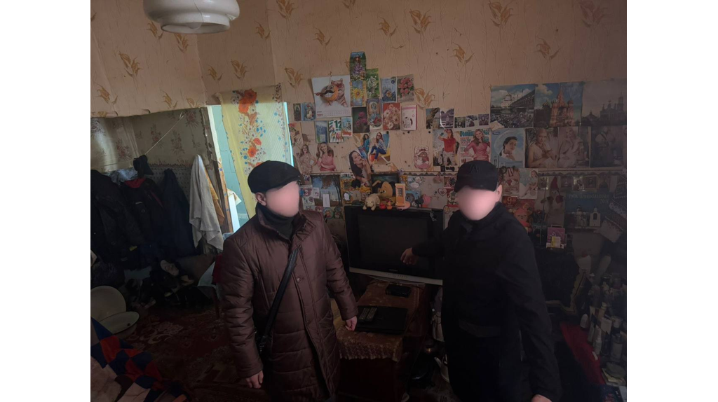 У жителя Почепа собутыльник украл 5 тысяч рублей