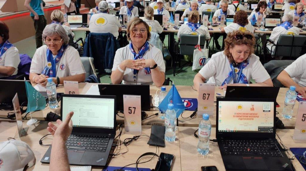 Пенсионерка из Мглина заняла второе место на Всероссийском чемпионате по компьютерному многоборью