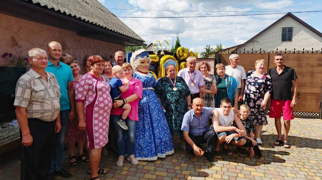 Супруги Шкапо из Погарского района Брянщины отметили золотую свадьбу