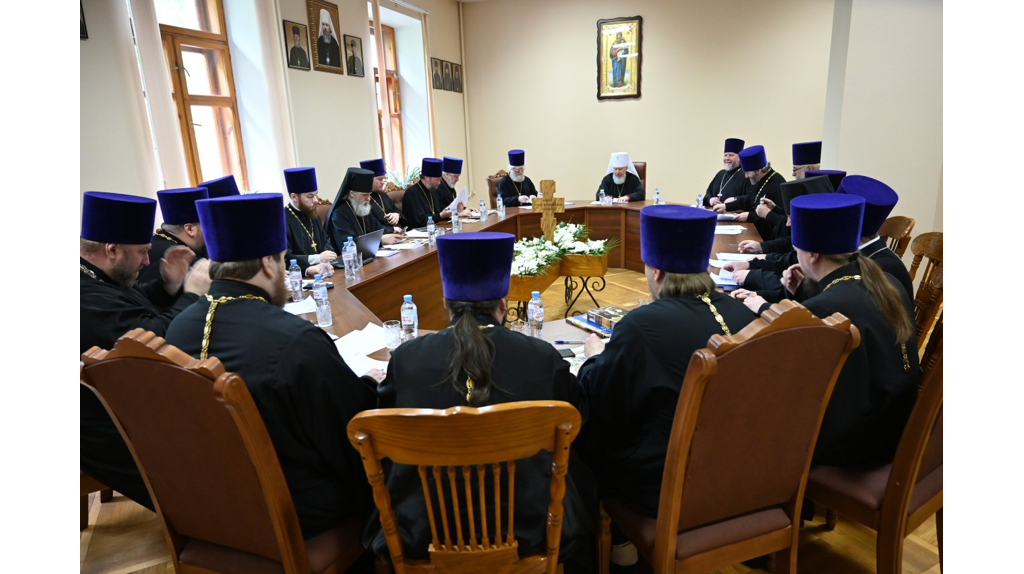 Брянский митрополит Александр провел Епархиальный совет