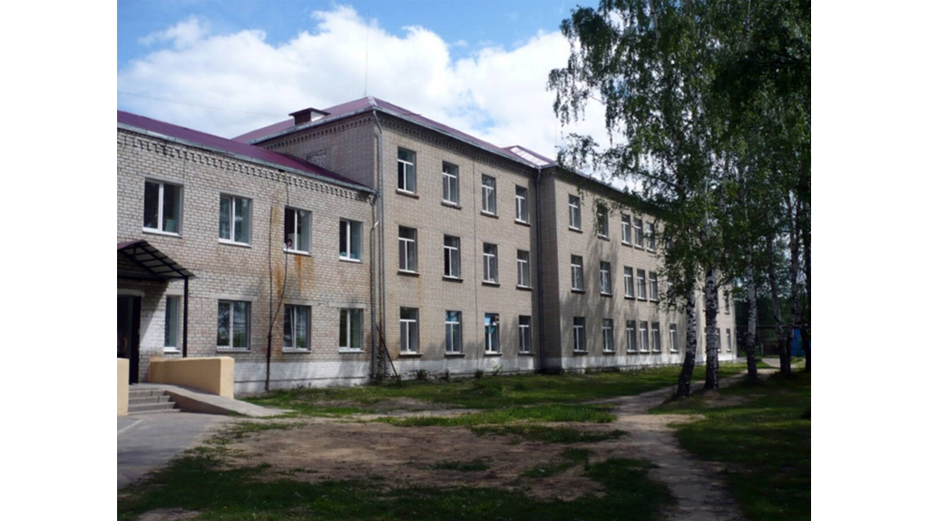 В Клетне продолжается ремонт терапевтического отделения ЦРБ