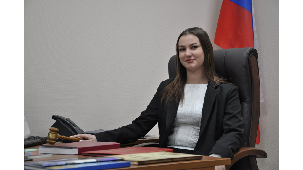 В Брянске будущие юристы стали слушателями судебных заседаний о банкротстве