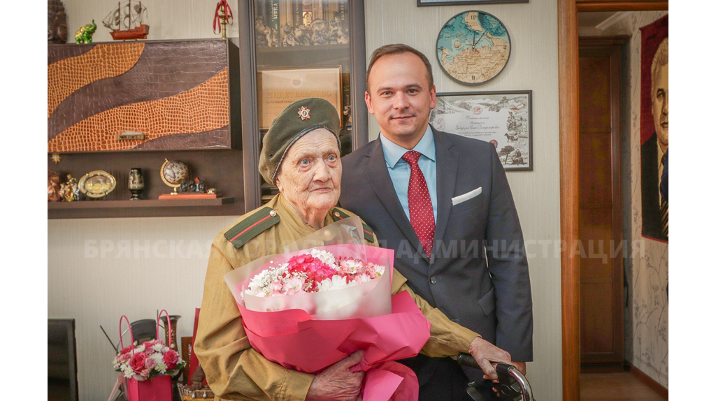 Брянский ветеран войны Полина Сергеева отметила 102-й день рождения
