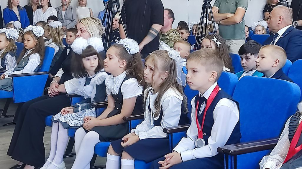В Брянске в День знаний торжественно открыли пристройку к школе №13
